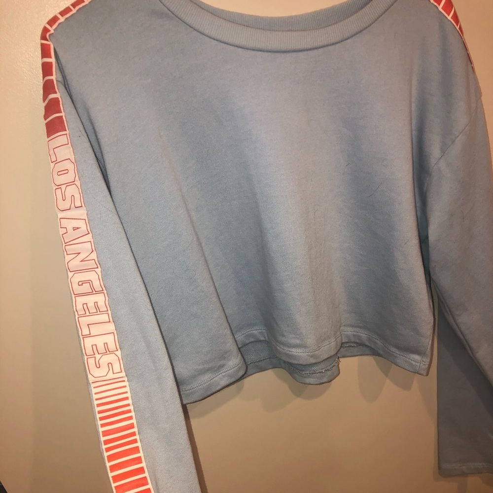 Long sleeve crop top